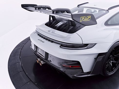 Used 2025 Porsche 911 GT3 RS RWD image 35