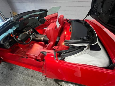 Used 1991 Chevrolet Corvette Convertible image 20