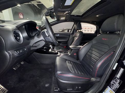Used 2023 Kia Forte GT w/ GT2 Package image 31