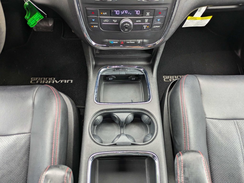 Used 2014 Dodge Grand Caravan R/T FWD image 18