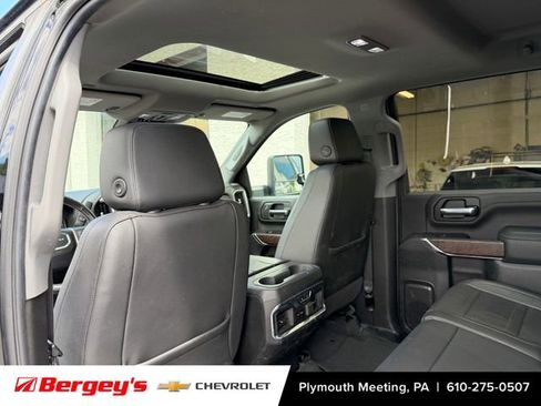 Used 2020 GMC Sierra 3500 Denali w/ Denali Ultimate Package AWD/4WD image 5