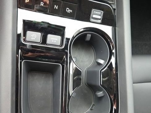 Certified 2025 Nissan Murano SV image 19