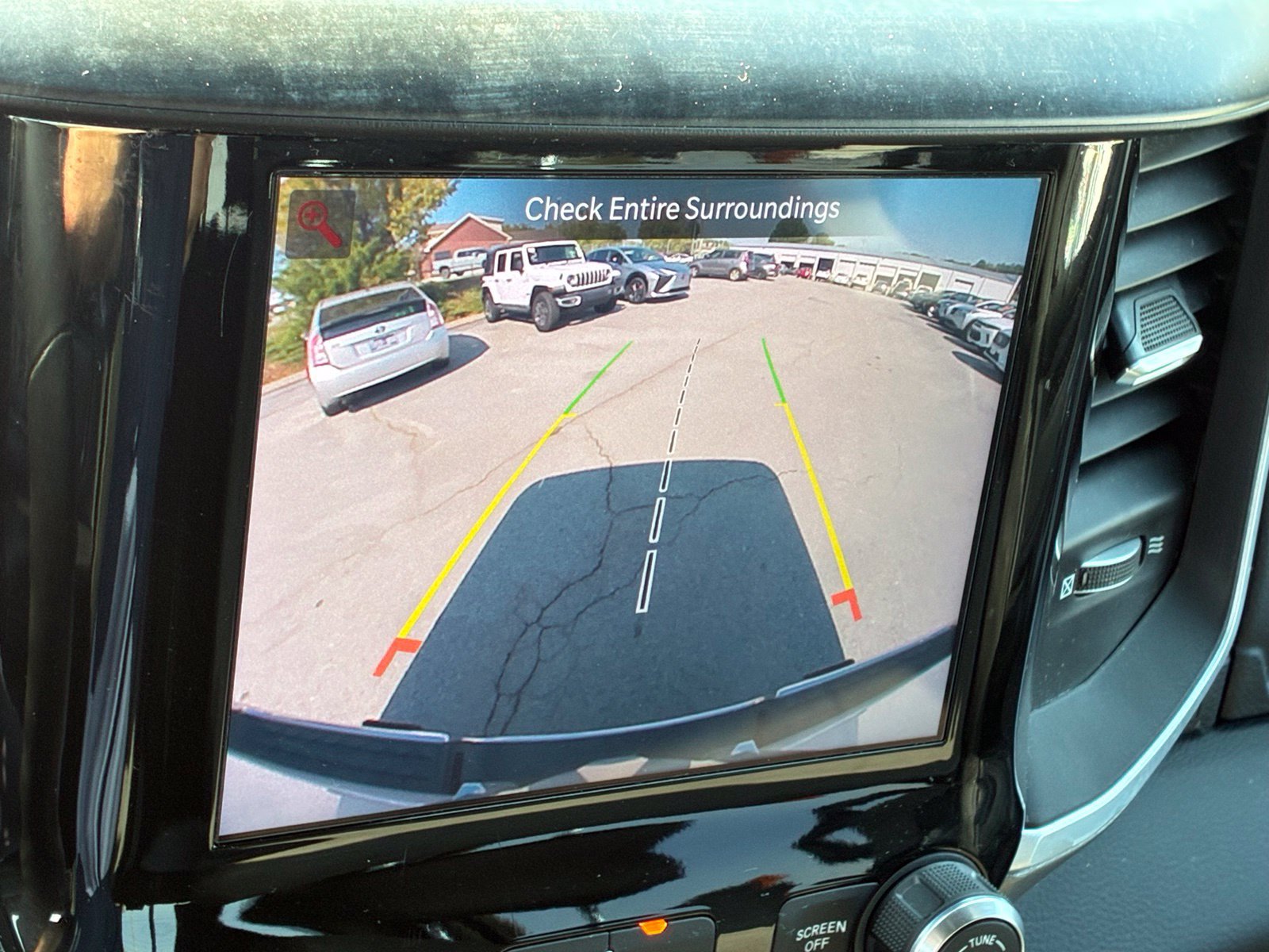 Used 2022 RAM 1500 Big Horn AWD/4WD image 6