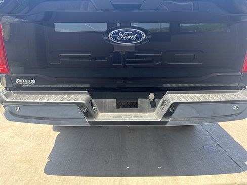 Used 2023 Ford F150 XLT AWD/4WD image 18