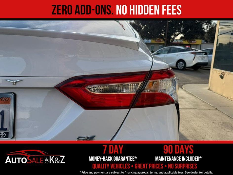 Used 2020 Toyota Camry SE FWD image 18