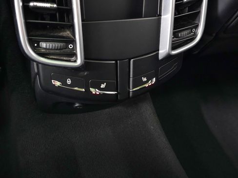 Used 2016 Porsche Cayenne GTS w/ Premium Package Plus image 32