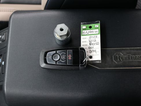 Used 2023 Ford Bronco Wildtrak AWD/4WD image 20