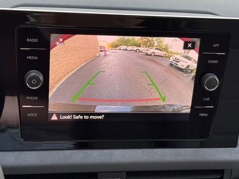 New 2025 Volkswagen Jetta SE image 30