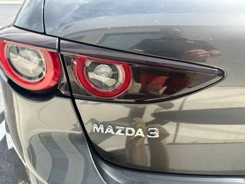 Used 2024 MAZDA MAZDA3 s FWD image 11