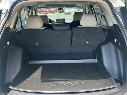 Used 2025 Honda CR-V EX image 8