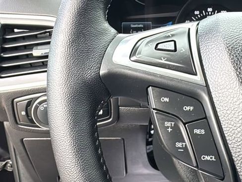 Certified 2024 Ford Edge SEL w/ Convenience Package image 17