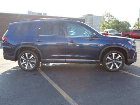 Used 2024 Honda Pilot Elite image 5