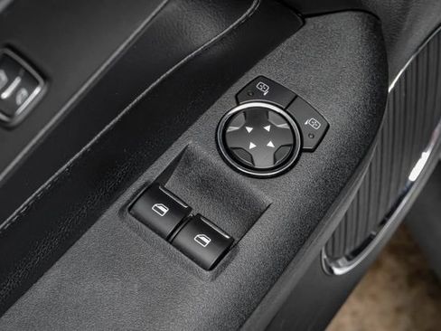 Used 2015 Ford Mustang Premium RWD image 31