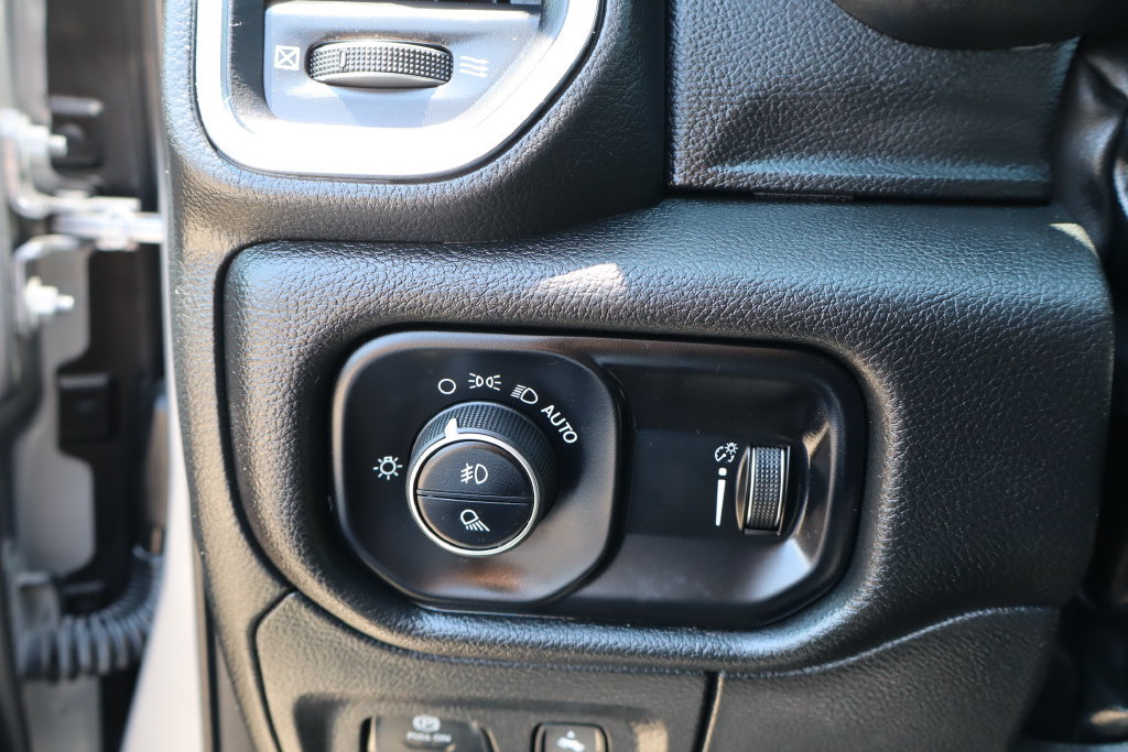 Used 2024 RAM 1500 Big Horn AWD/4WD image 19