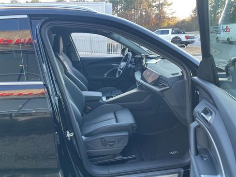 New 2025 Audi Q5 Prestige image 30