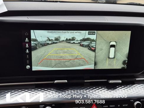 Used 2024 Kia Carnival SX Prestige FWD image 44
