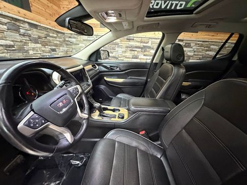 Used 2017 GMC Acadia Denali w/ Technology Package AWD/4WD image 11