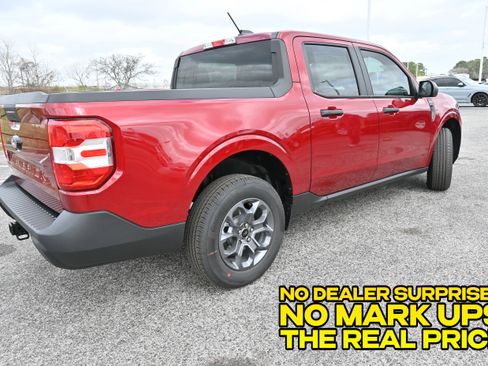 New 2026 Ford Maverick XLT FWD image 3