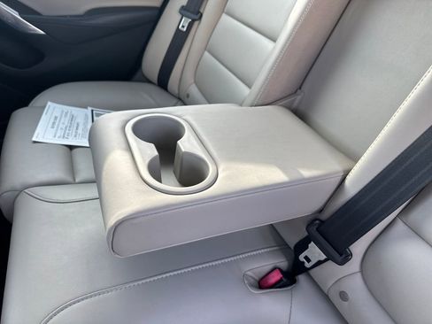 Used 2015 MAZDA MAZDA6 Touring w/ Touring Technology Package image 41