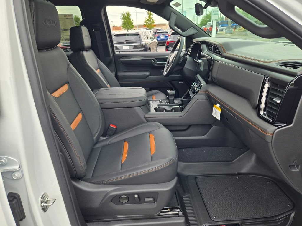 New 2026 GMC Sierra 1500 AT4 w/ Technology Package AWD/4WD image 15