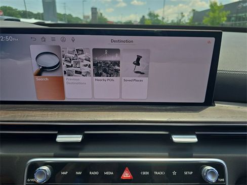 Used 2025 Genesis GV80 2.5T Advanced image 18