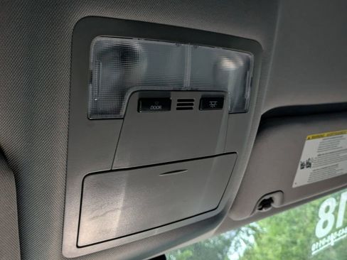 Used 2018 Toyota Highlander Plus image 23