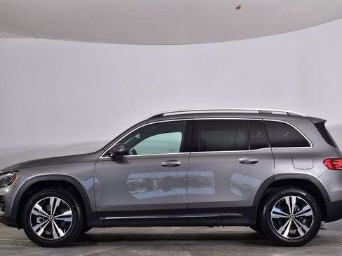 Certified 2025 Mercedes-Benz GLB 250 4MATIC image 2