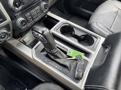 Used 2016 Ford F150 Lariat w/ Equipment Group 502A Luxury AWD/4WD image 19