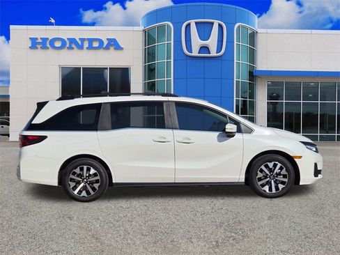 New 2026 Honda Odyssey EX-L image 2