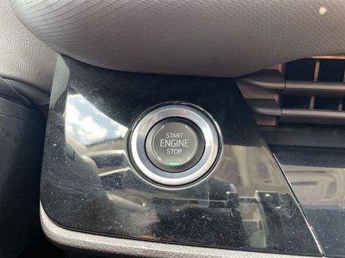 Used 2024 Buick Envision Preferred AWD/4WD image 16