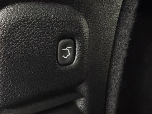 Used 2022 Dodge Durango R/T w/ Trailer Tow Group IV image 31