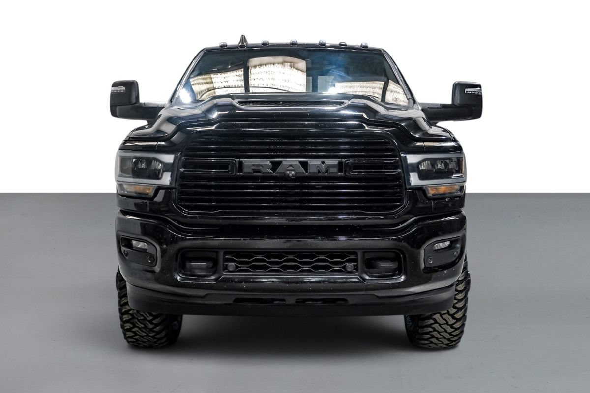 Used 2024 RAM 3500 Laramie w/ Night Edition AWD/4WD image 3