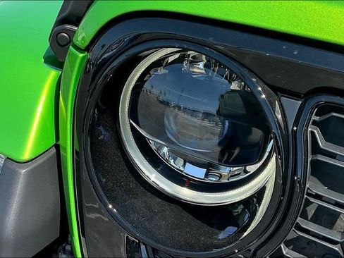 New 2025 Jeep Gladiator Willys image 11