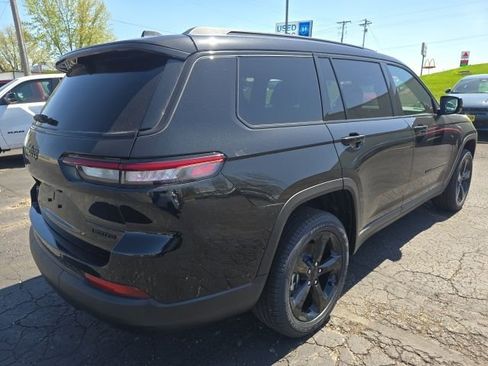 New 2025 Jeep Grand Cherokee L Limited w/ Luxury Tech Group II AWD/4WD image 7