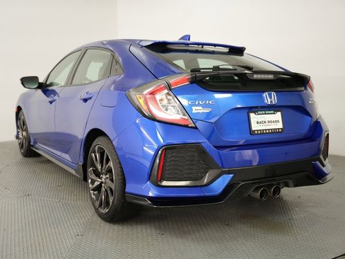 Used 2018 Honda Civic Sport Touring image 7