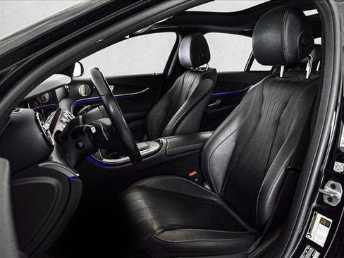 Used 2023 Mercedes-Benz E 350 4MATIC Sedan image 18