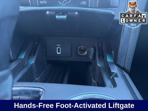Certified 2017 Ford Explorer XLT w/ Equipment Group 201A FWD image 22