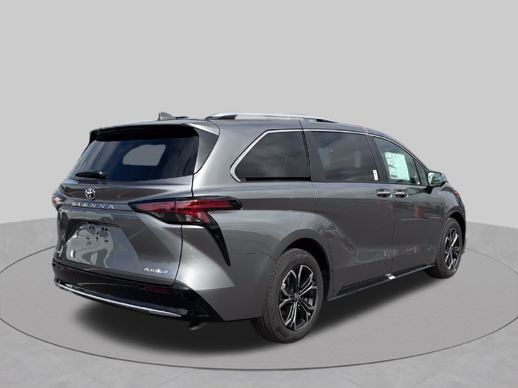 Used 2026 Toyota Sienna Platinum AWD/4WD image 8