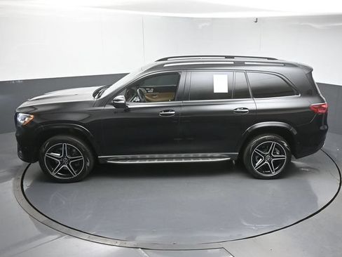 Used 2024 Mercedes-Benz GLS 450 4MATIC image 48