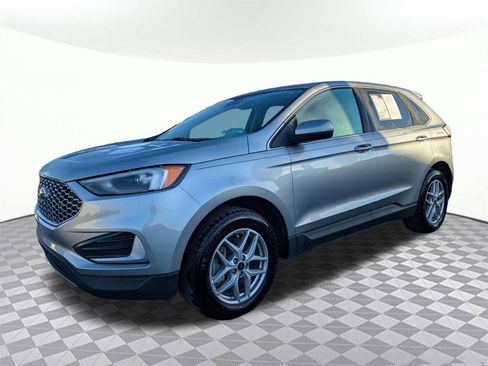 Used 2024 Ford Edge SEL image 7