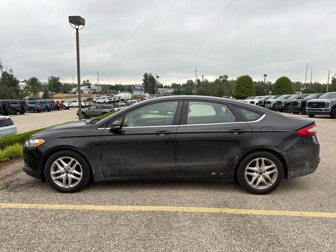 Used 2013 Ford Fusion SE FWD image 5