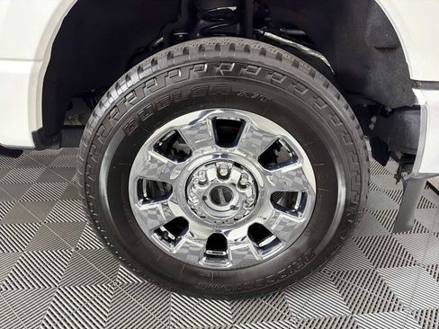 Used 2024 Ford F250 King Ranch w/ Chrome Package AWD/4WD image 11
