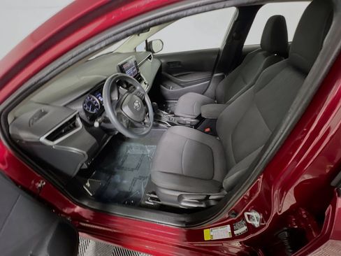 Used 2022 Toyota Corolla LE image 15