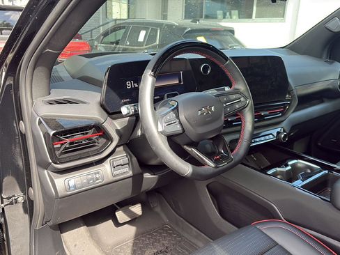Used 2024 Chevrolet Silverado EV RST image 15