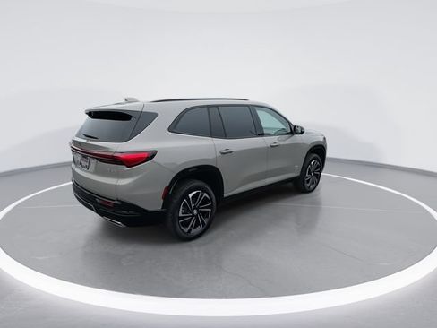 Used 2026 Buick Enclave Sport Touring w/ Super Cruise Package FWD image 8