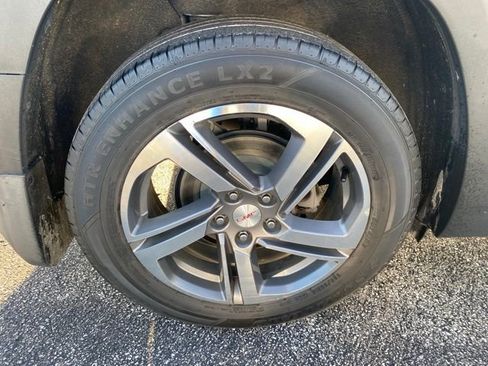 Used 2019 GMC Terrain SLT w/ Preferred Package FWD image 10