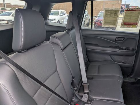 Used 2023 Honda Passport EX-L image 23