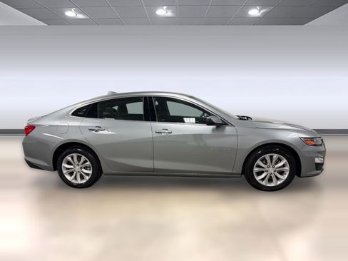 Used 2025 Chevrolet Malibu LT FWD image 7