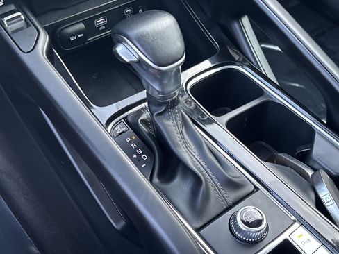 Used 2024 Kia Telluride S w/ S Sunroof Package FWD image 19