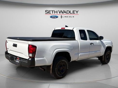 Used 2021 Toyota Tacoma SR AWD/4WD image 7